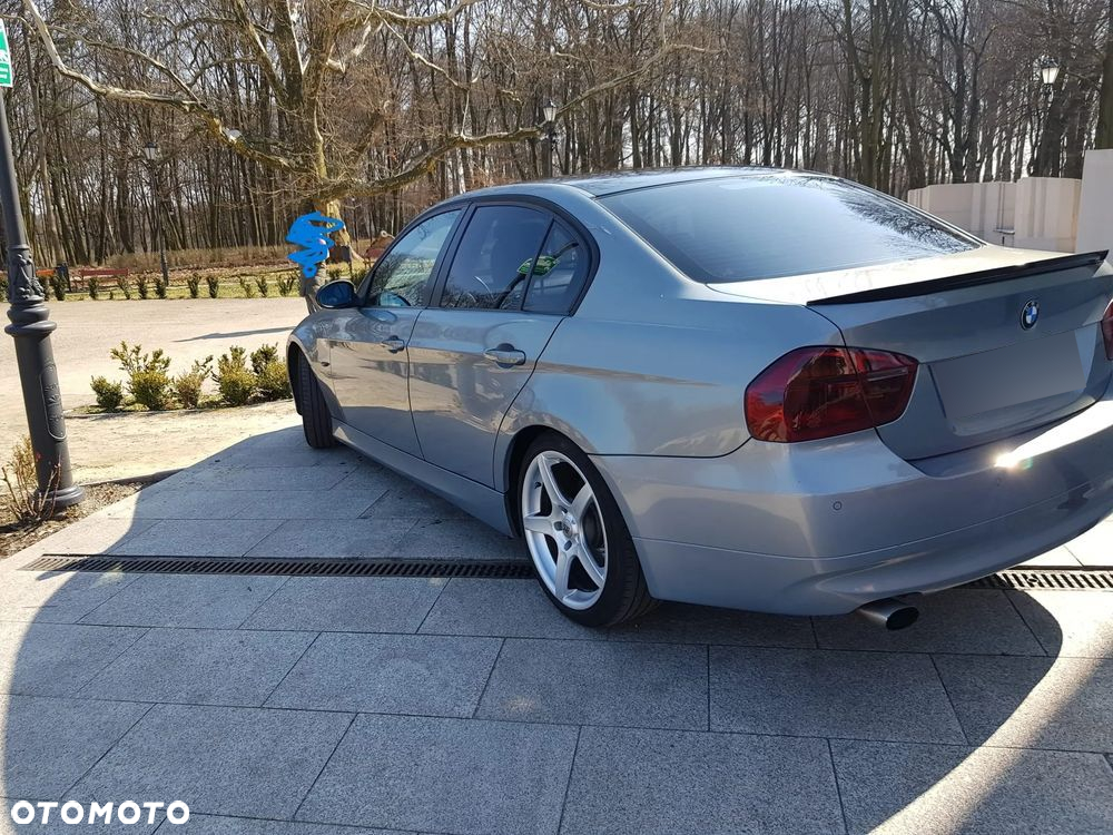 BMW Seria 3 320i - 6