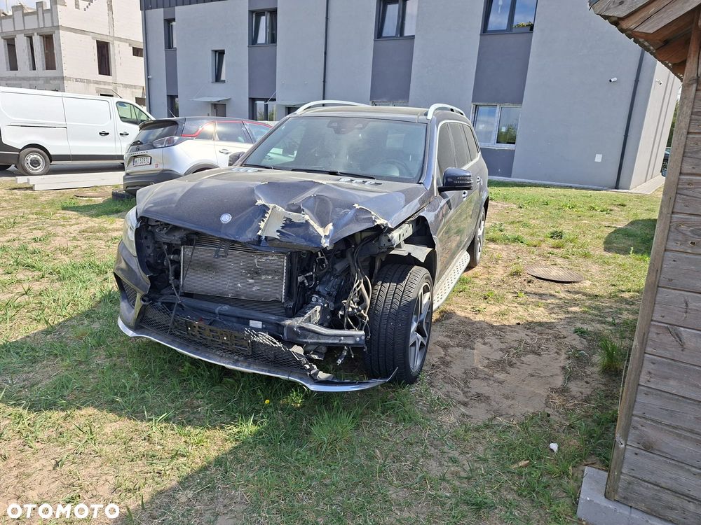Mercedes-Benz GLS - 17