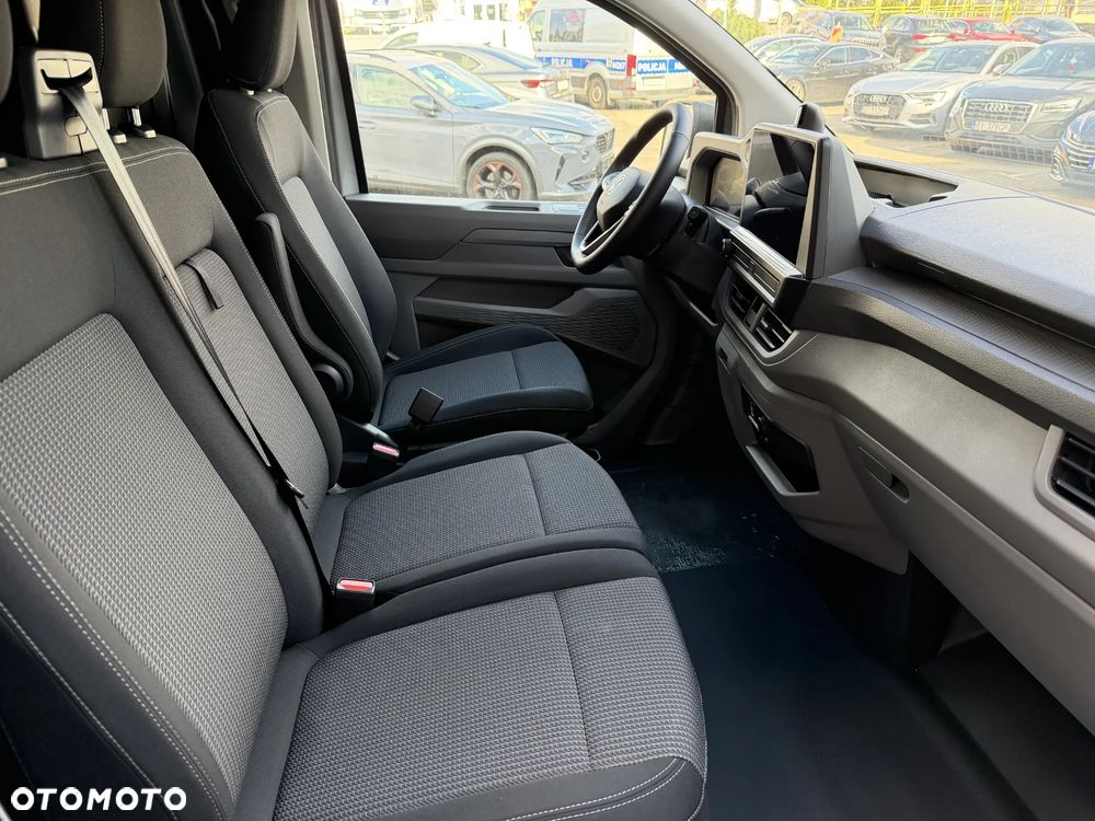 Volkswagen Transporter T7 - 10