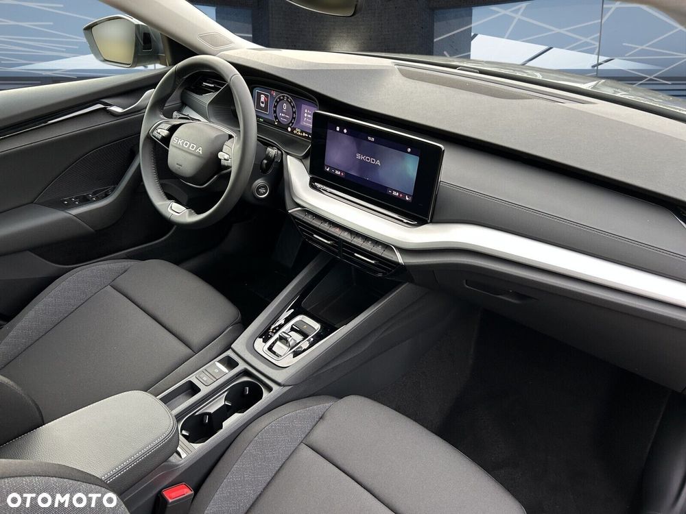 Skoda Octavia 1.5 TSI mHEV Drive Essence DSG - 13