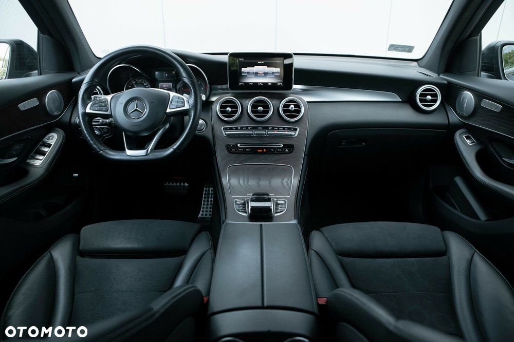 Mercedes-Benz GLC - 23