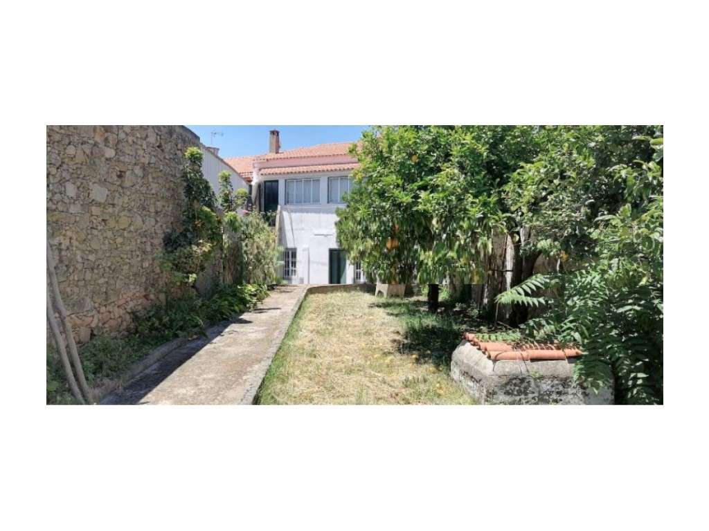 Moradia T6 com Quintal de 200 m2 - Grande imagem: 2/37