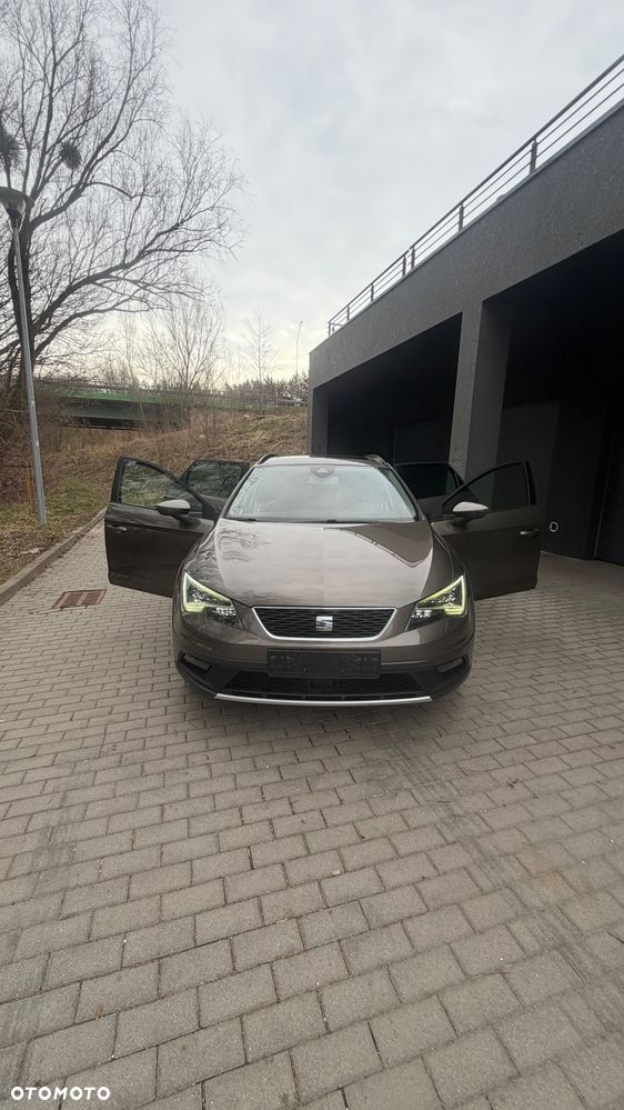 Seat Leon 2.0 TDI DPF Start&Stop DSG XCELLENCE - 7