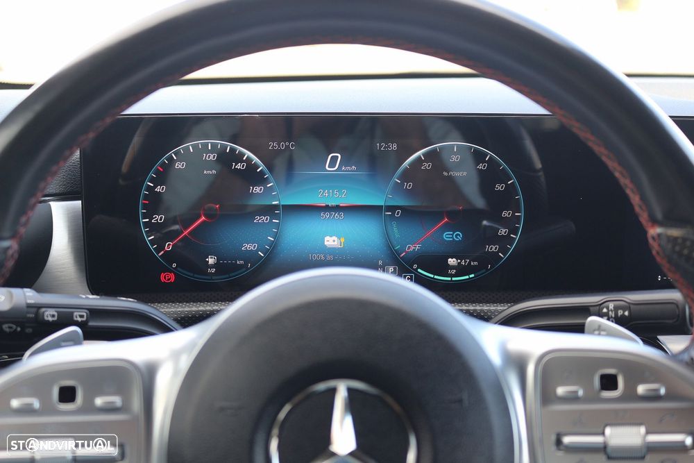 Mercedes-Benz A 250 e AMG Line - 30