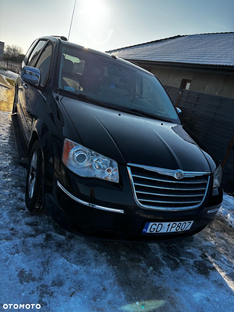 Chrysler Town & Country 4.0 Limited - 1