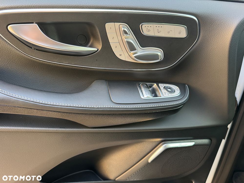 Mercedes-Benz Klasa V 300 d 4-Matic 9G-Tronic Exclusive (ekstra d³) - 20