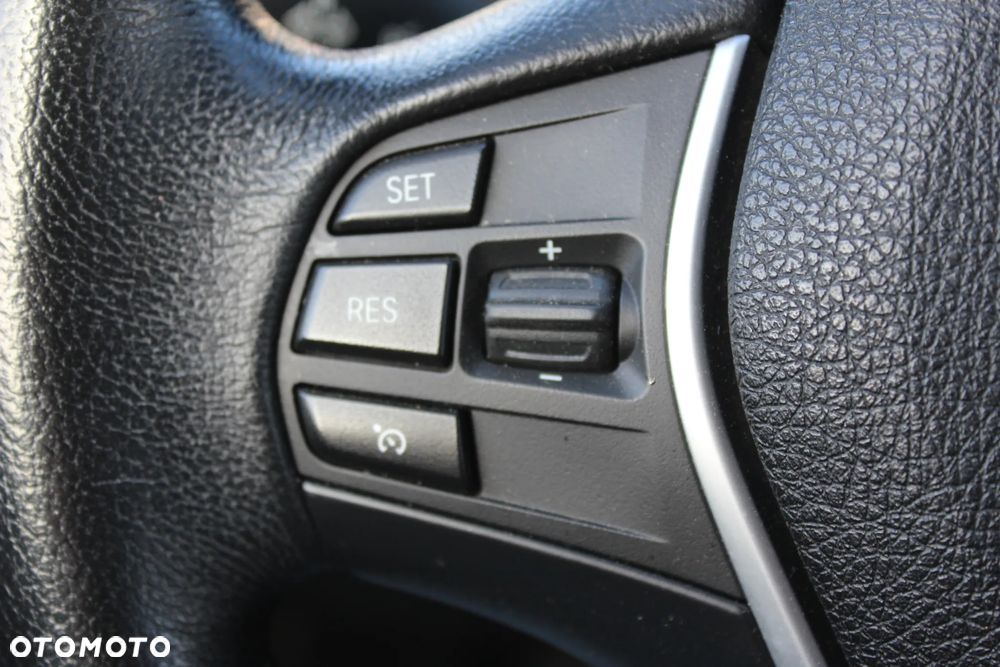 BMW Seria 3 320i Sport-Aut - 16