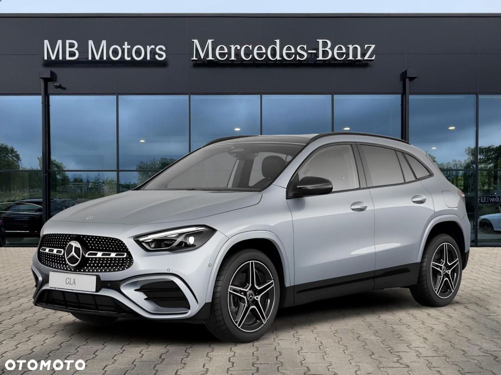 Mercedes-Benz GLA - 2