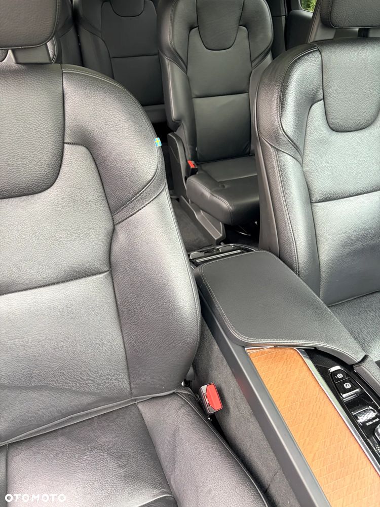 Volvo XC 90 T6 AWD Geartronic Momentum - 32