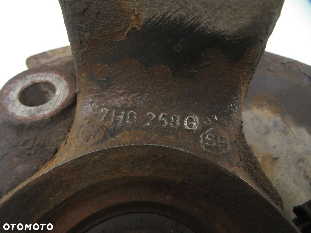 ZWROTNICA PIASTA PRZEDNIA PRAWA VW TRANSPORTER T5 1.9 TDI 7H0258G - 3