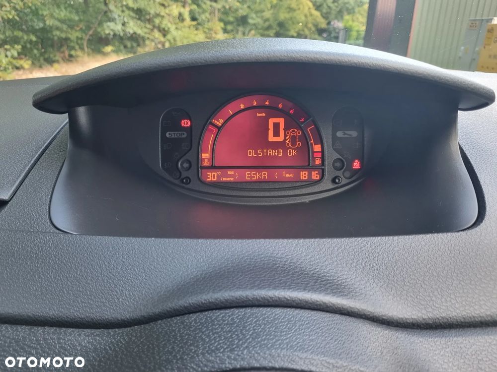 Renault Modus - 12