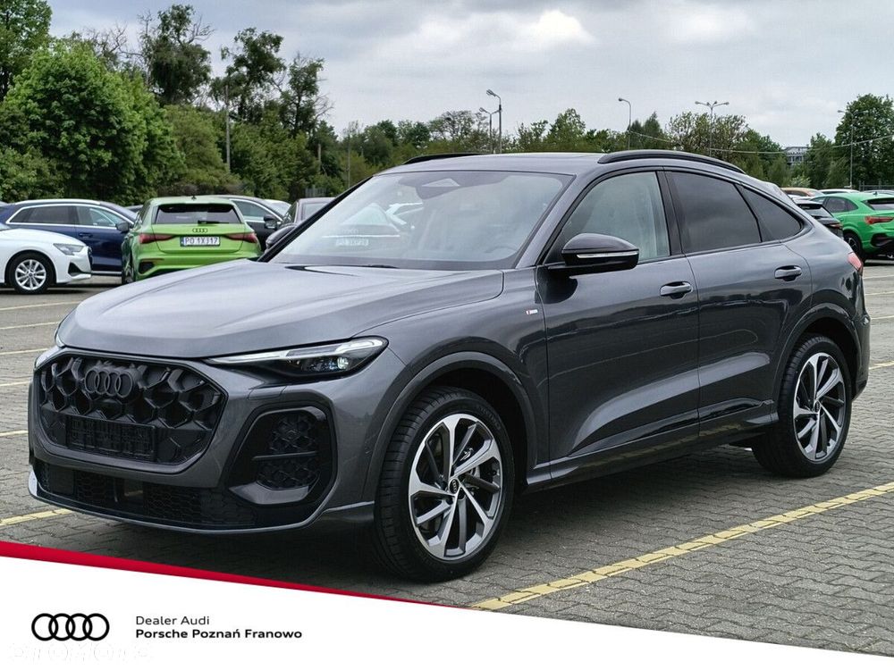 Audi Q5 Sportback - 1