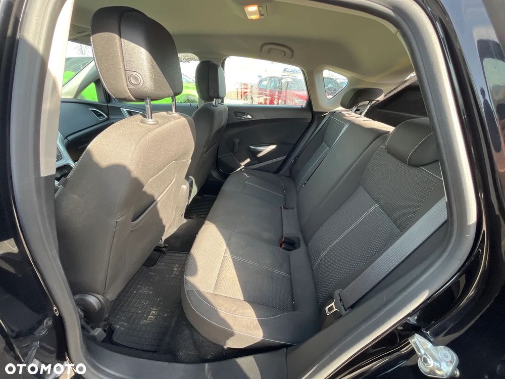 Opel Astra 1.6 Turbo Sport - 13