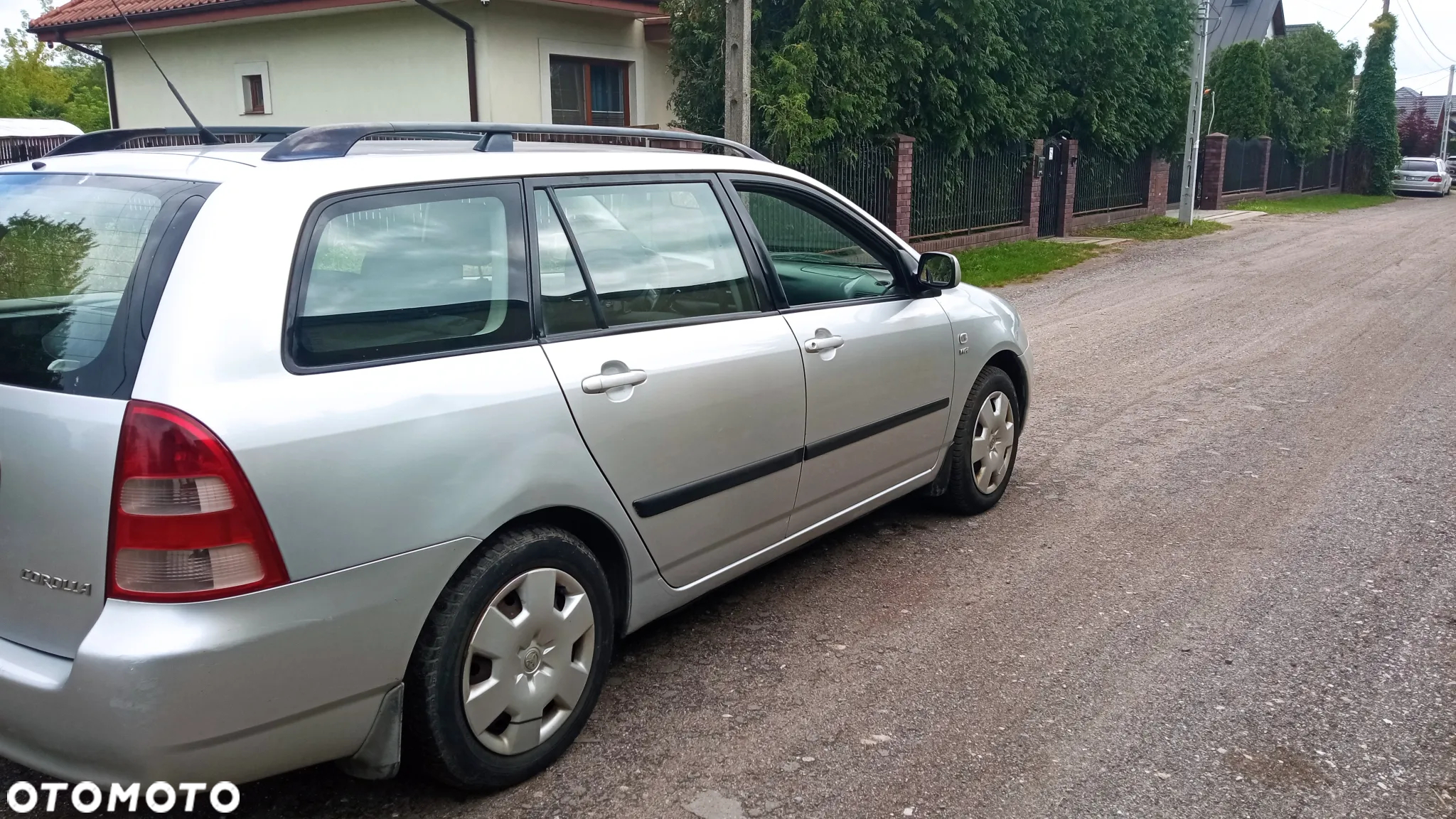 Toyota Corolla 1.4 VVT-i Base - 3