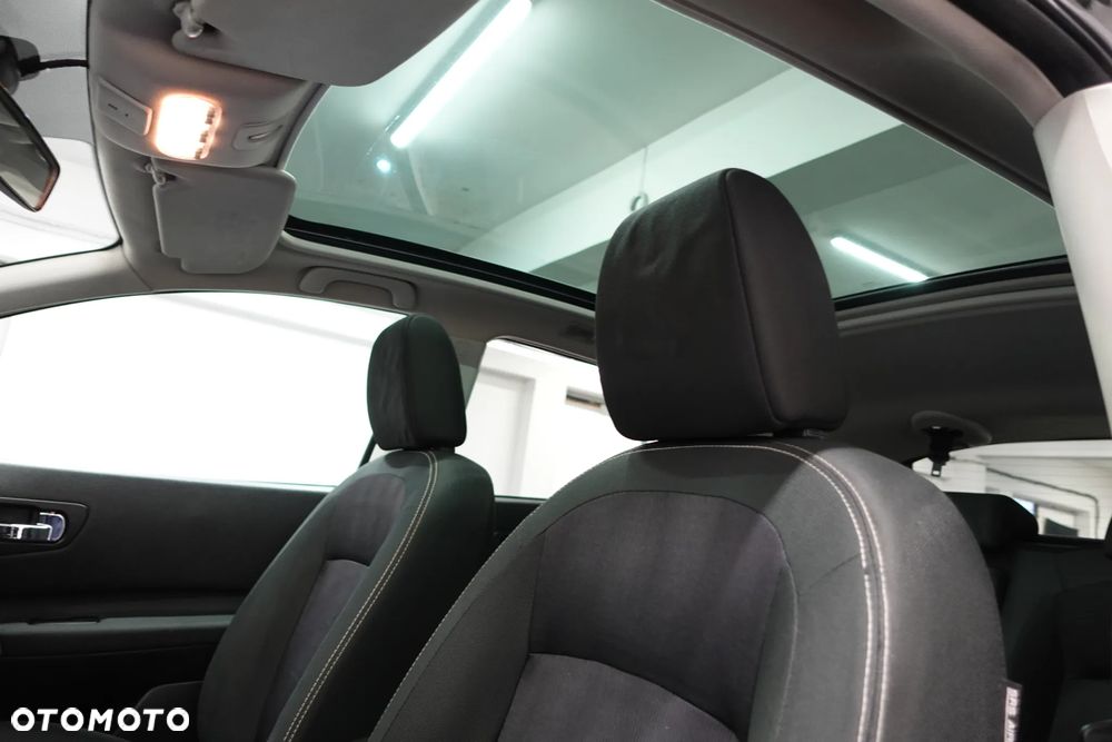 Nissan Qashqai 1.6 dCi I-Way - 24