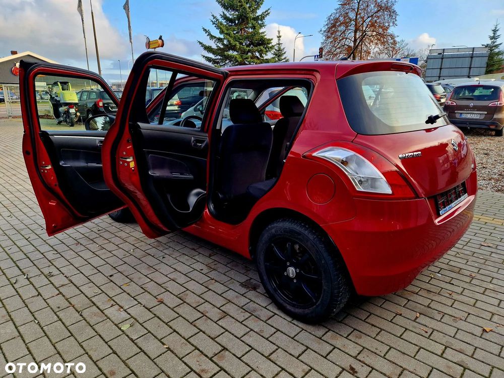 Suzuki Swift 1.2 4x4 Club - 32