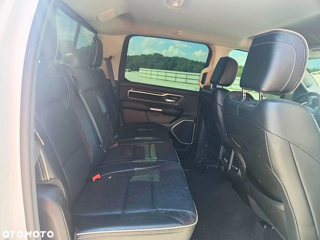 RAM 1500 5.7 Quad Cab Laramie - 10