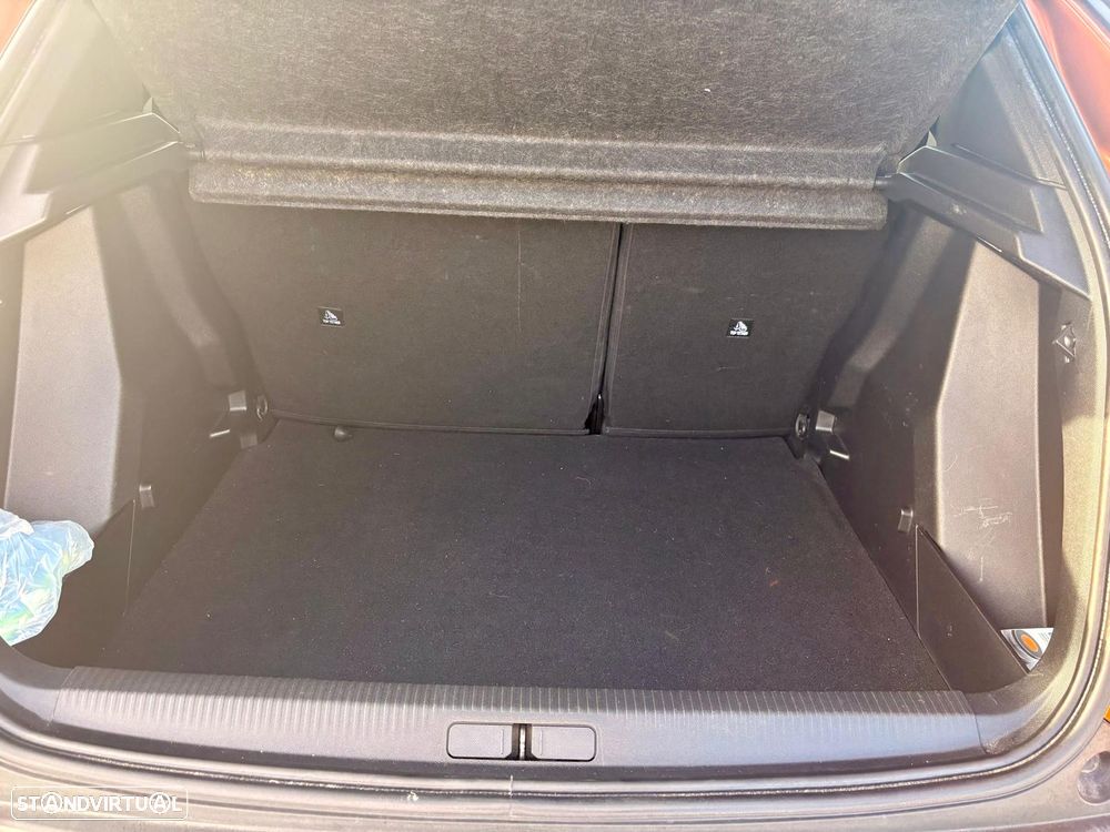 Peugeot 2008 1.2 PureTech Allure - 9