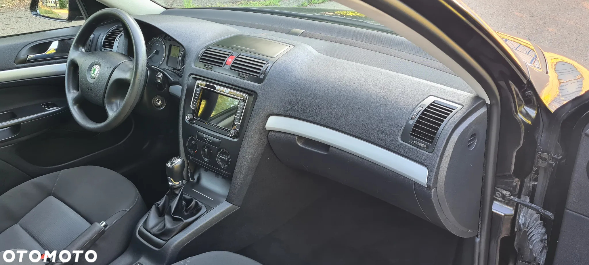 Skoda Octavia 1.6 Active - 20