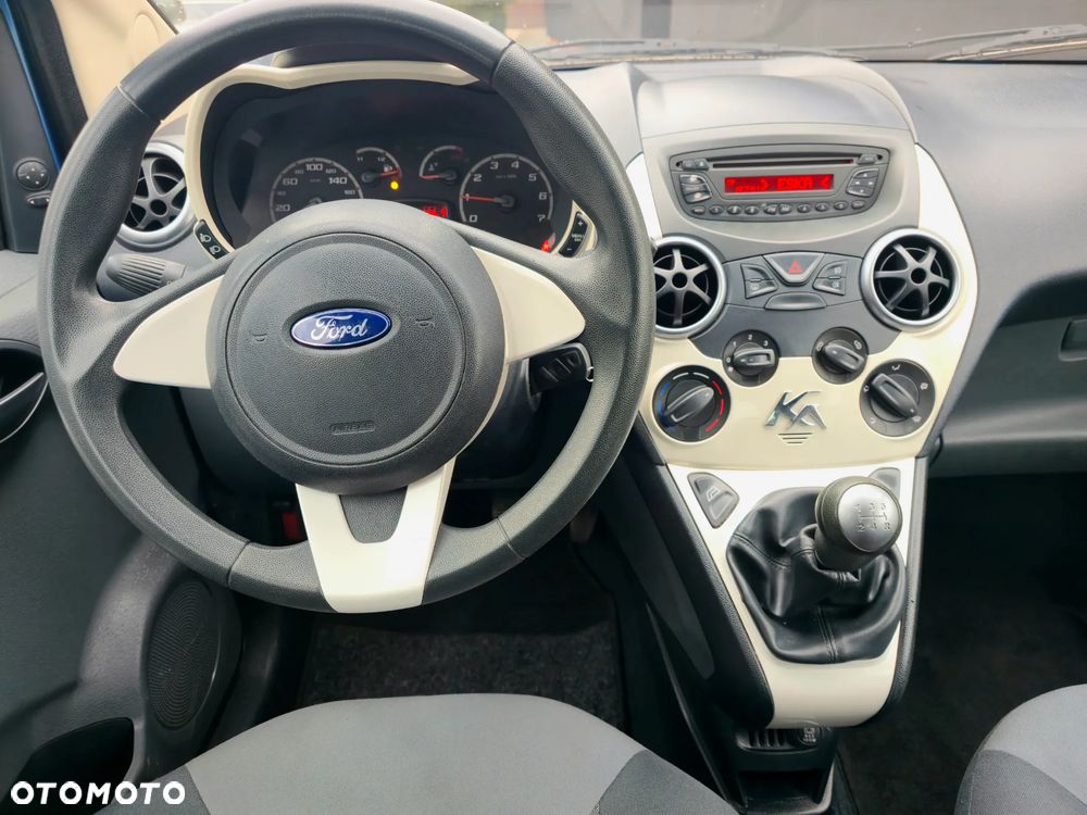 Ford KA 1.2 Titanium - 13