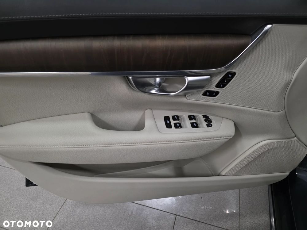 Volvo V90 D5 AWD Inscription - 23