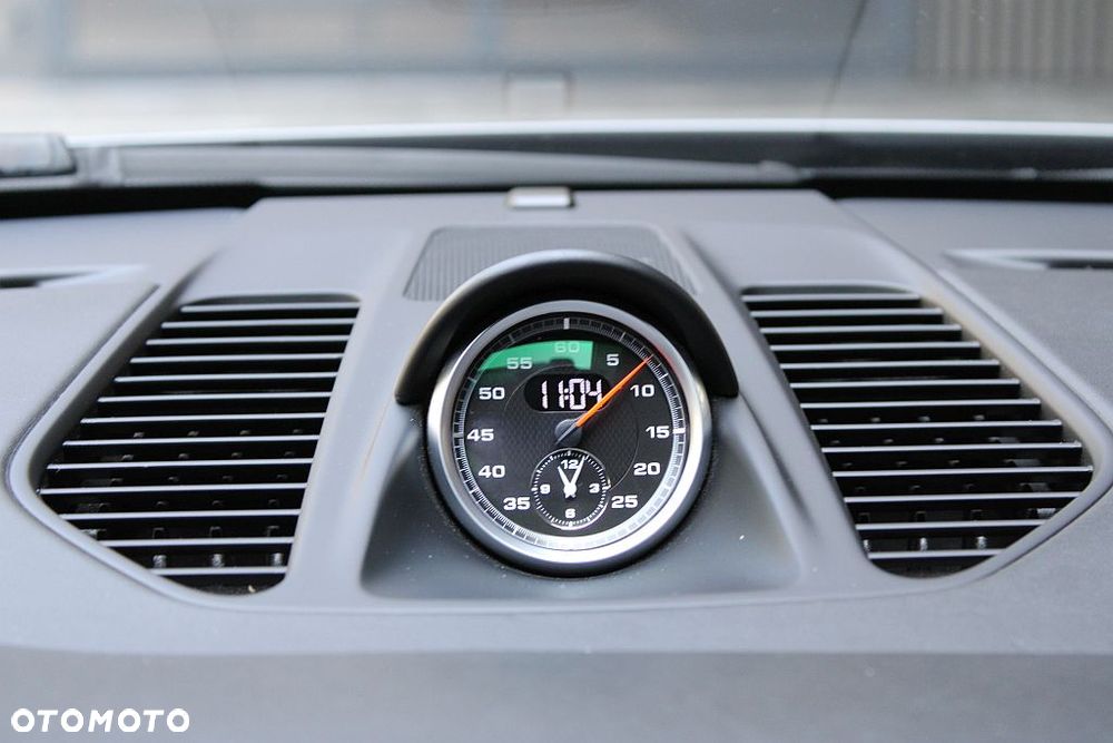 Porsche 911 Carrera GTS PDK - 26