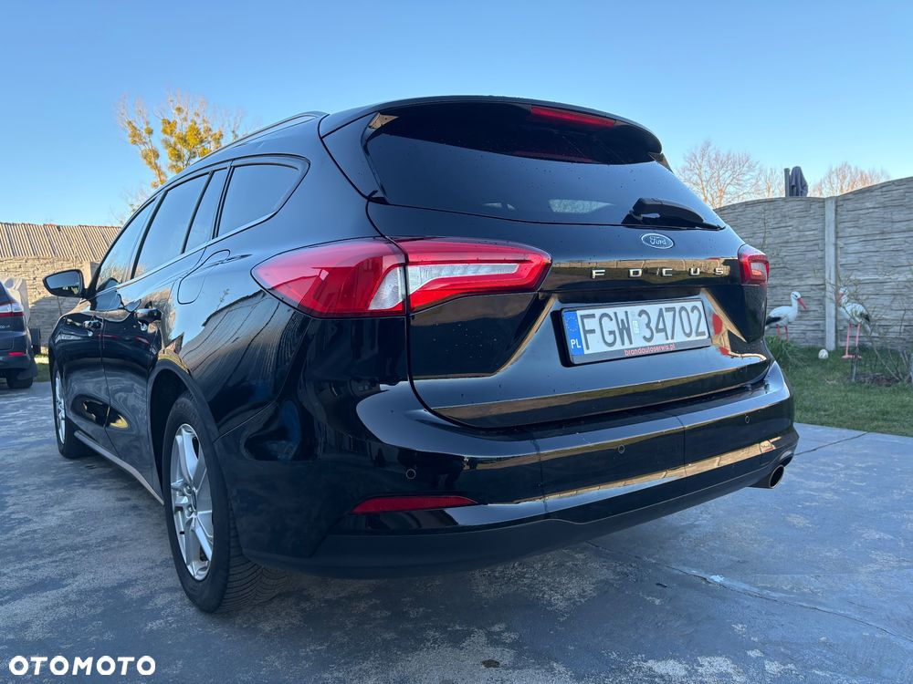 Ford Focus 1.0 EcoBoost Titanium X - 25