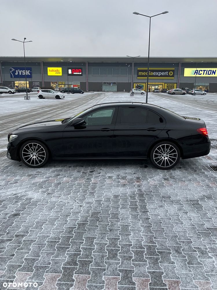 Mercedes-Benz Klasa E 220 d 9G-TRONIC - 12