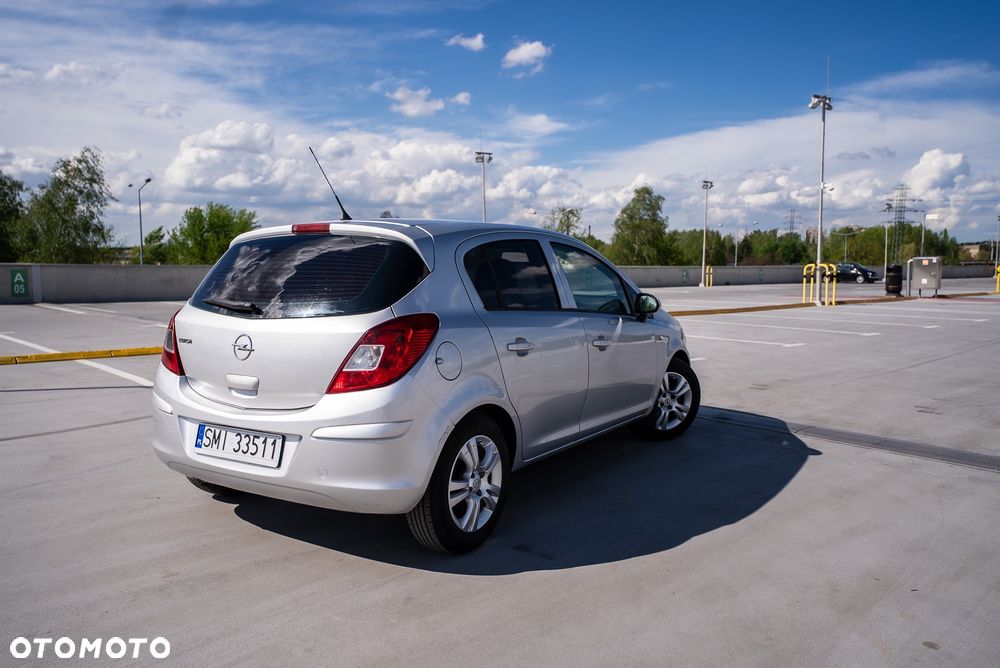 Opel Corsa 1.2 16V - 5