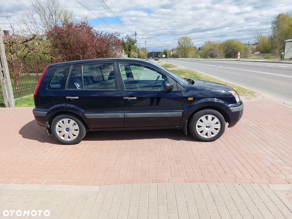 Ford Fusion 1.4 Amber X - 4
