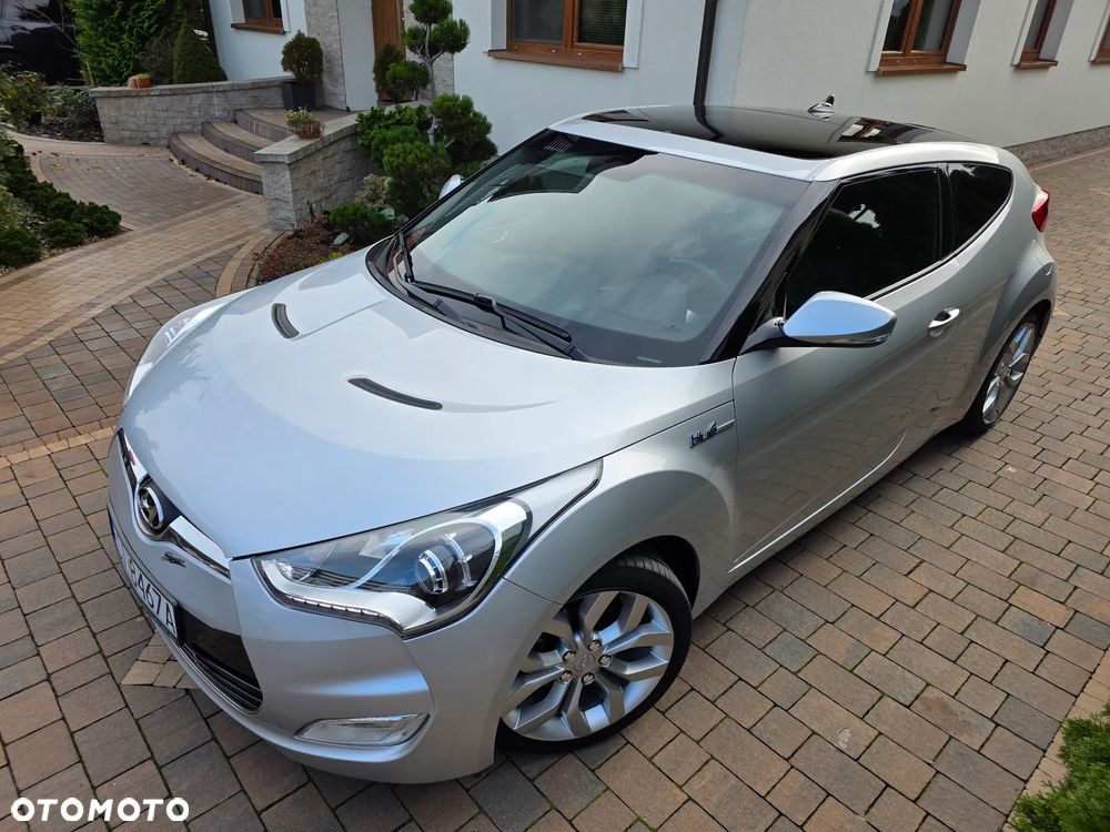 Hyundai Veloster - 6