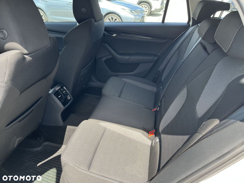 Skoda Octavia 1.5 TSI ACT Ambition - 14