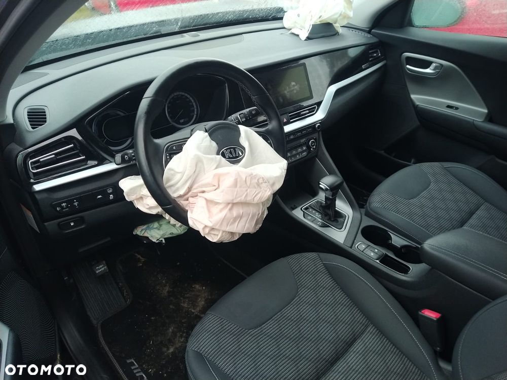 Kia Niro 1.6 GDI HEV 2WD OPF Edition 7 - 11