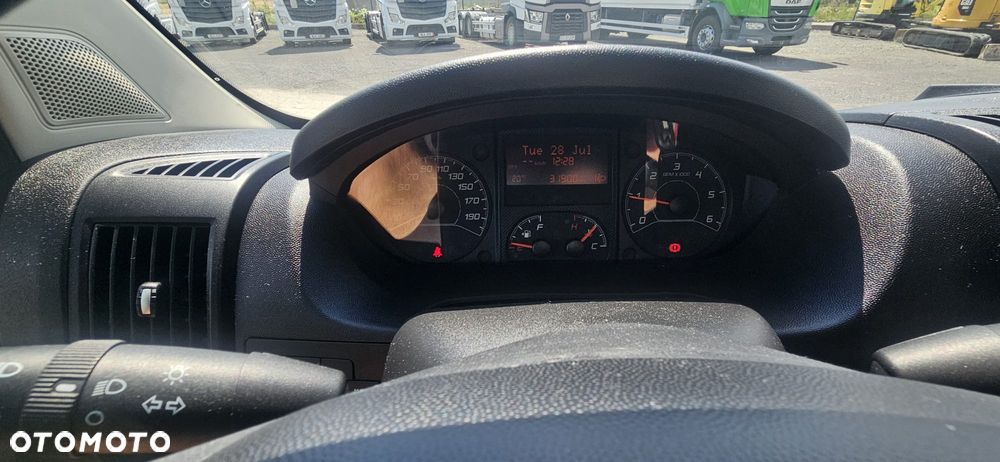 Opel Movano 2.2 DIESEL MultiCab L2H1 - 26