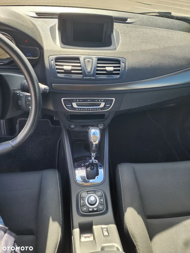 Renault Megane 1.5 dCi Limited EDC - 9