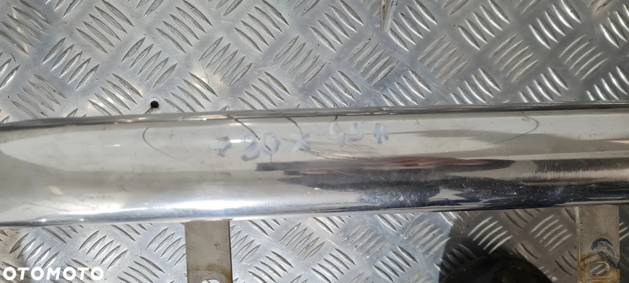Orurowanie Kangur Przód Do Suva Busa Pickupa - 12