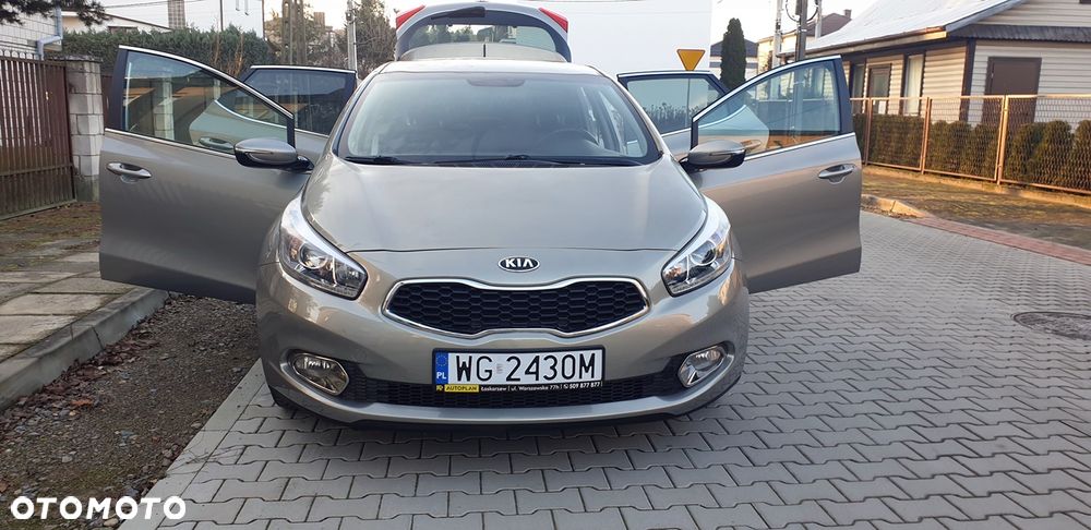 Kia Ceed 1.6 GDI L Business Line - 11