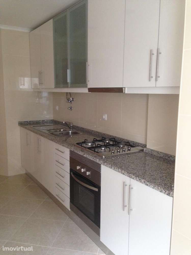 T1 Moscavide Equipado e Mobilado - Grande imagem: 3/4