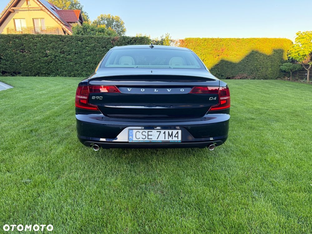 Volvo S90 D4 Inscription - 16
