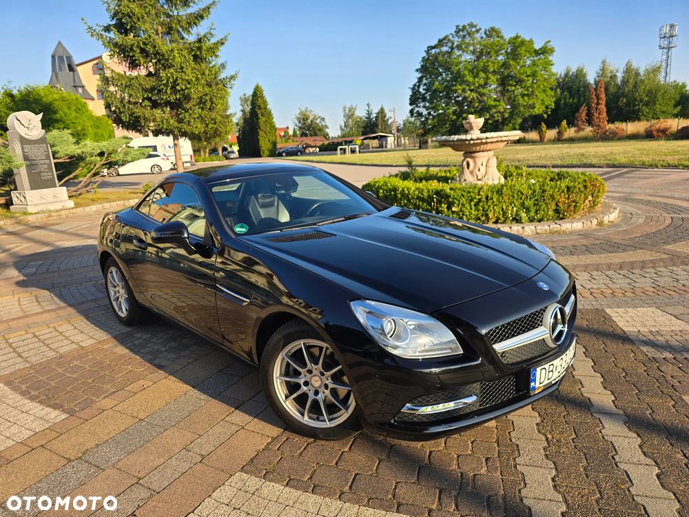 Mercedes-Benz SLK 200 CGI - 17