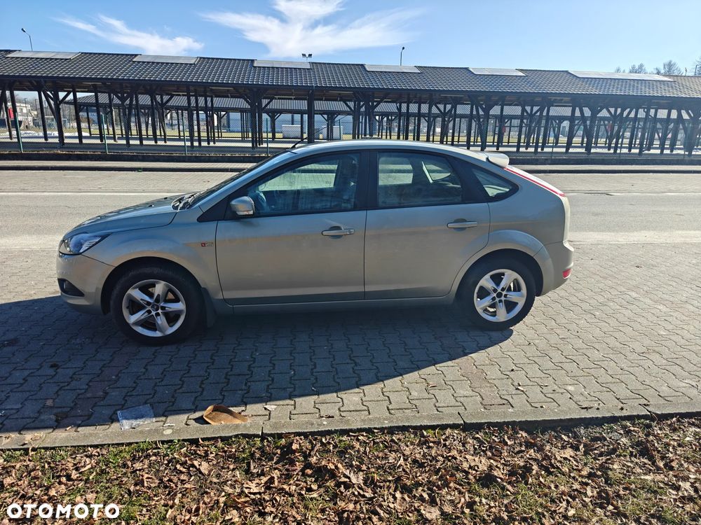 Ford Focus - 2