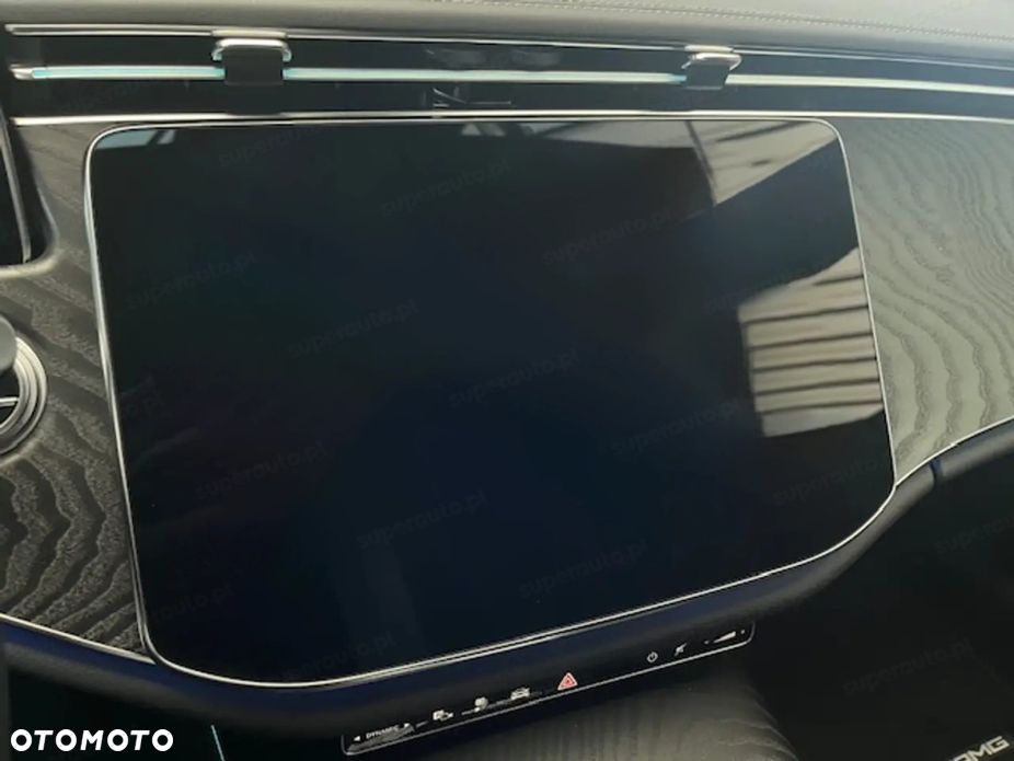 Mercedes-Benz Klasa E - 9
