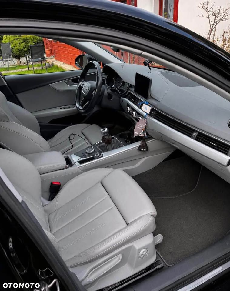 Audi A4 Avant 2.0 TDI - 8