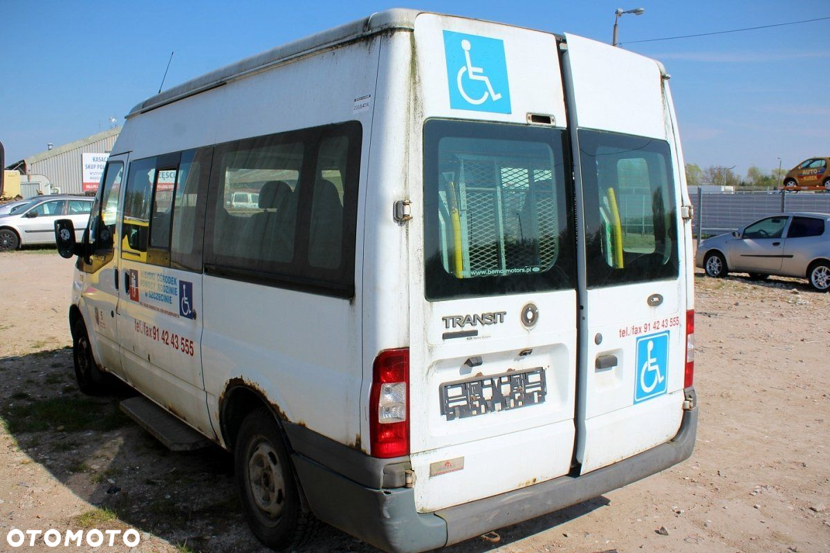 Ford Transit MK7 2006 2.2TDCI Bus (MASKA, ZDERZAK, LAMPA, BŁOTNIK, DRZWI, SZYBA, FOTEL) - 4