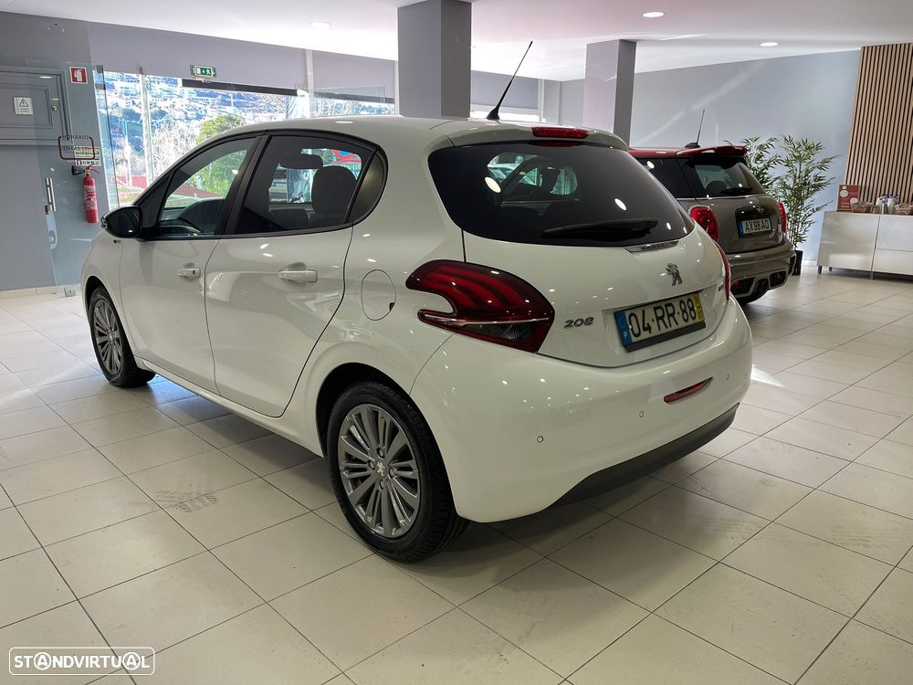Peugeot 208 1.2 PureTech Style - 12