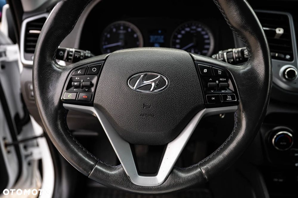 Hyundai Tucson 1.6 GDI BlueDrive Comfort 2WD - 18