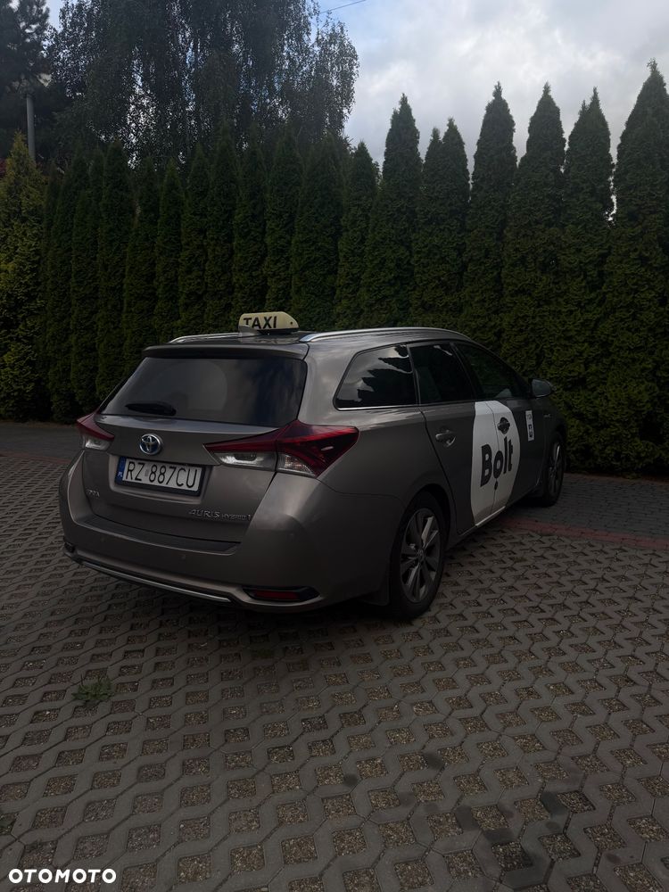 Toyota Auris - 3