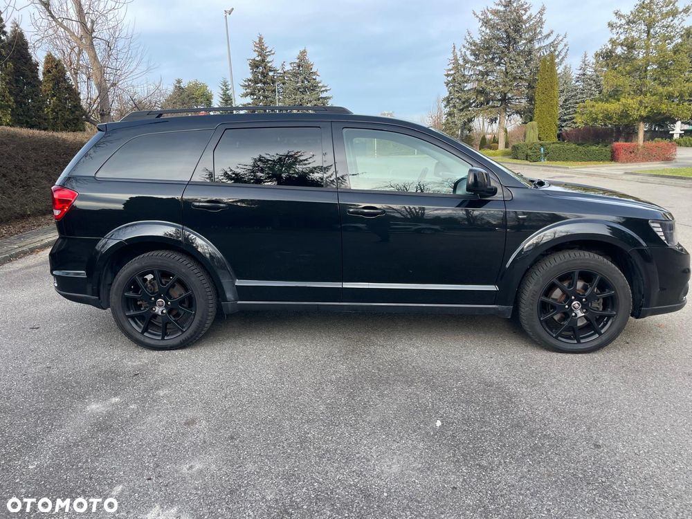 Fiat Freemont 2.0 Multijet Black Code AWD - 24