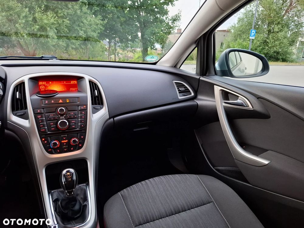 Opel Astra 1.6 Enjoy - 27
