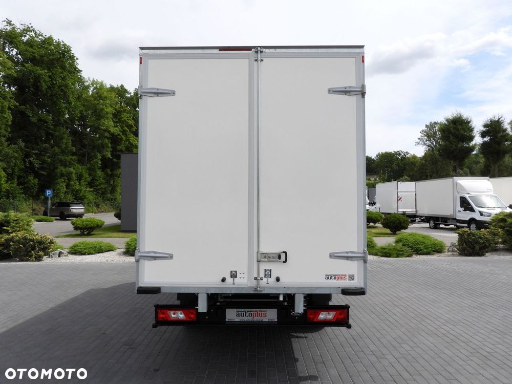 Ford TRANSIT KONTENER 8 PALET TEMPOMAT KLIMATYZACJA  130KM - 11